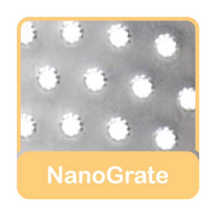 Fotogeätzte, messerscharfe Klinge NanoGrate für ein müheloses und sehr feines Reibergebnis